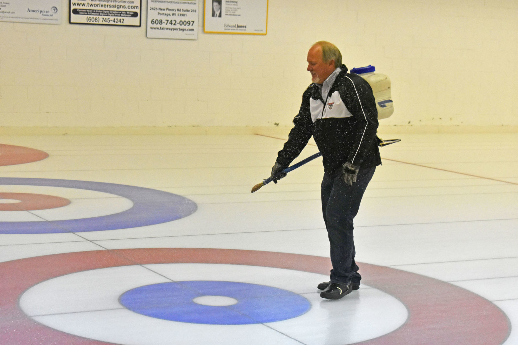 Rink touch-up